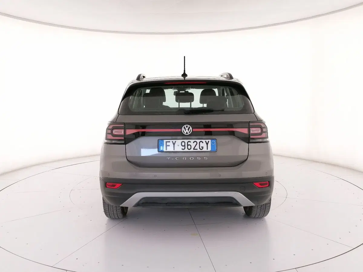 Volkswagen T-Cross usata a Roma (4)