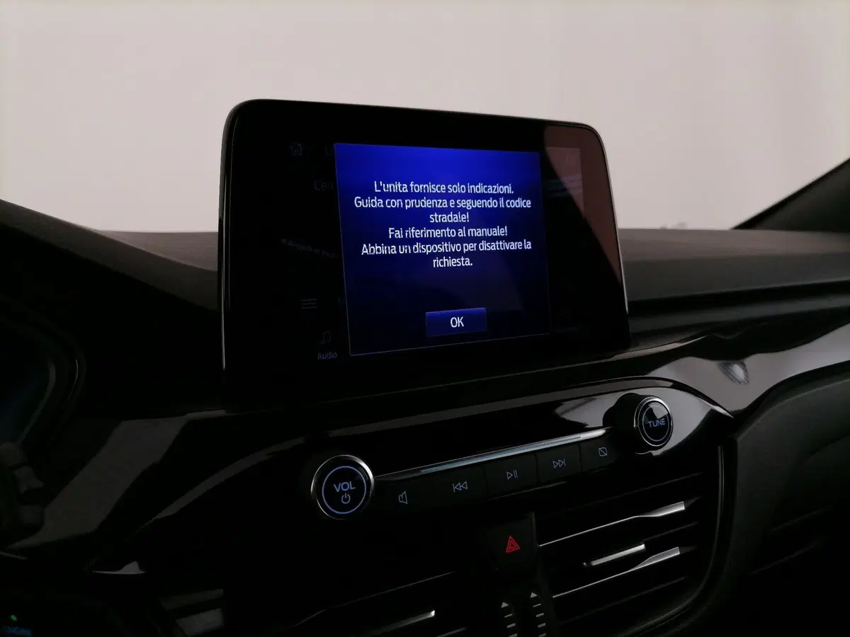 Ford Kuga usata a Roma (15)