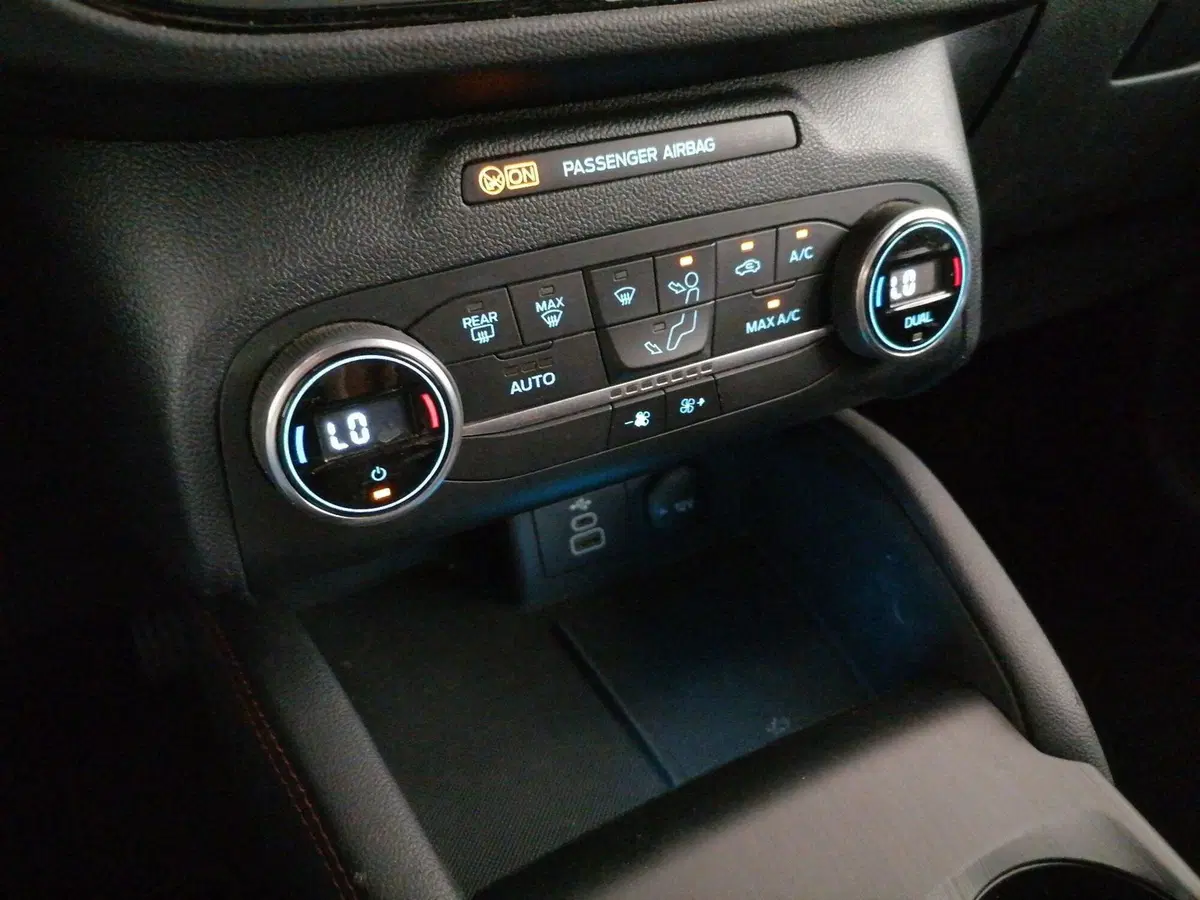 Ford Kuga usata a Roma (15)