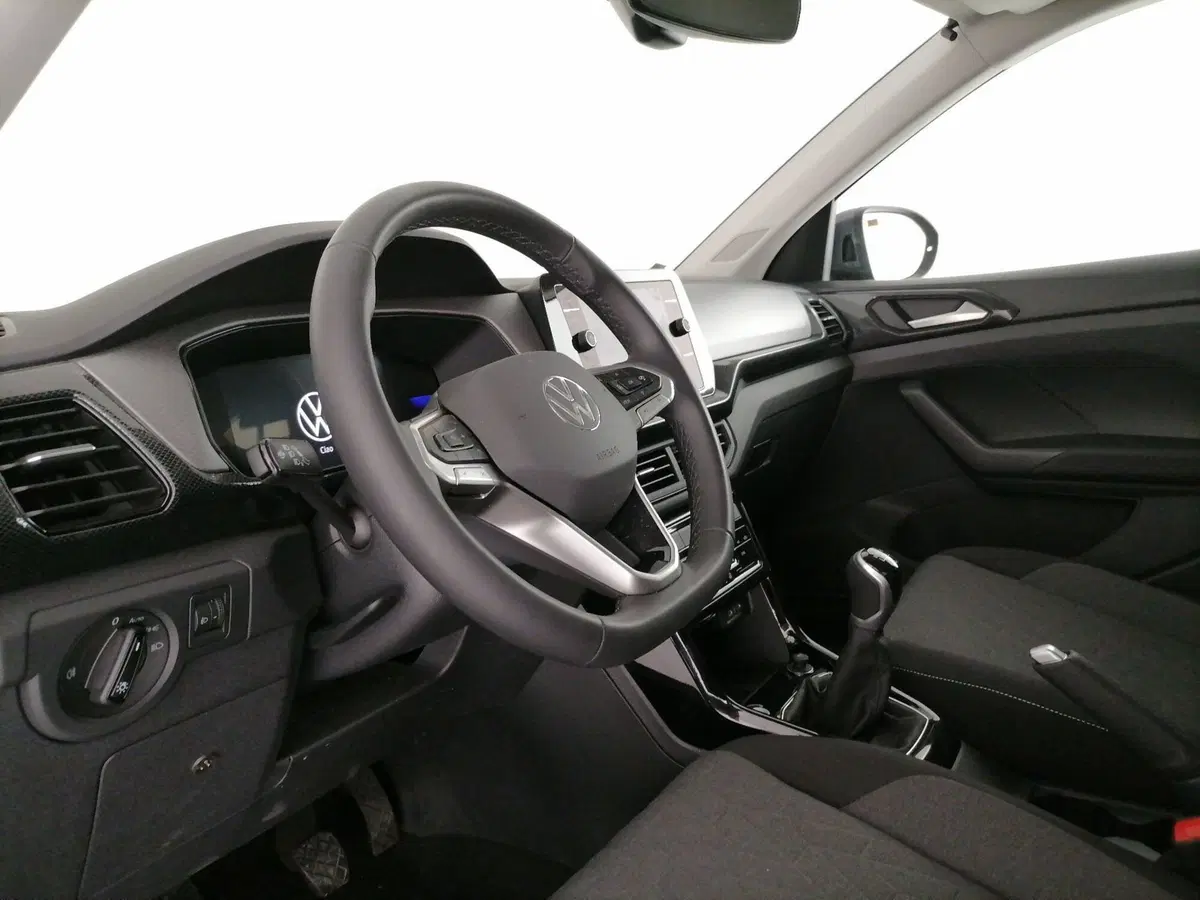 Volkswagen T-Cross usata a Roma (11)
