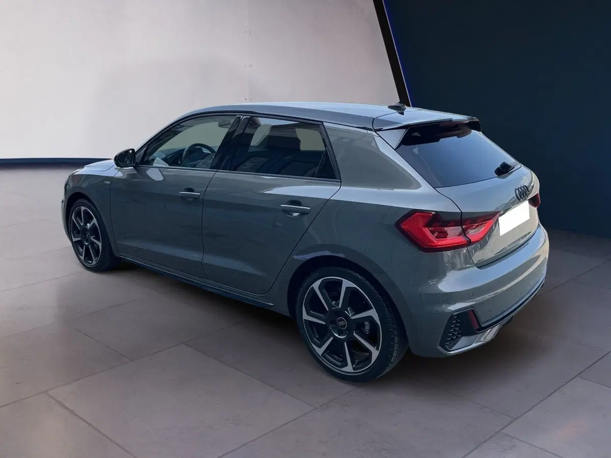 Audi A1 Sportback usata a Torino (6)