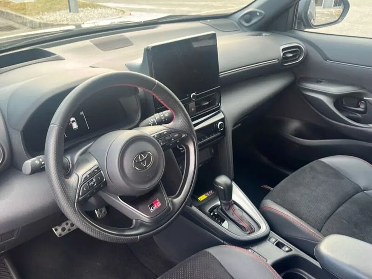 Toyota Yaris Cross usata a Vicenza (12)