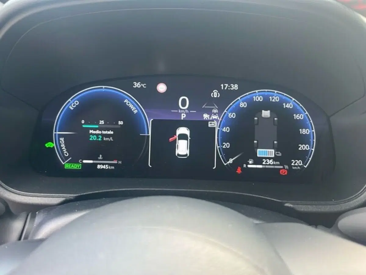 Toyota Yaris Cross usata a Vicenza (14)