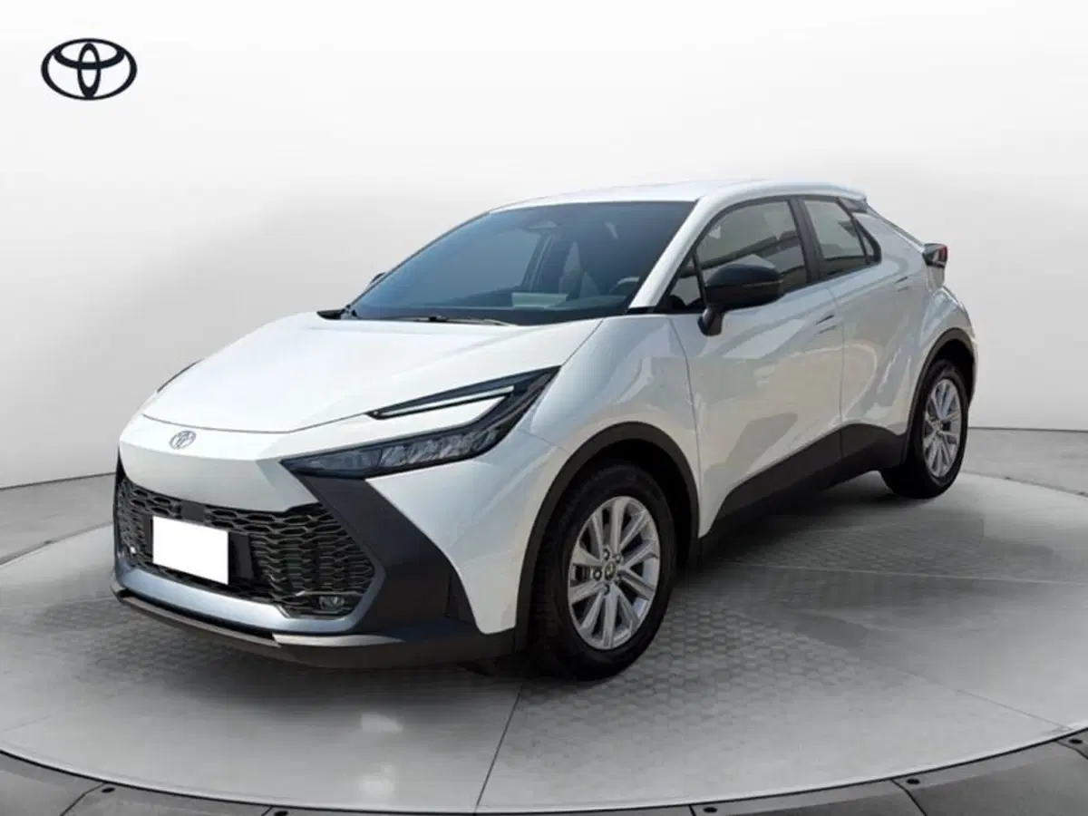 Toyota Toyota C-HR nuova a Vicenza
