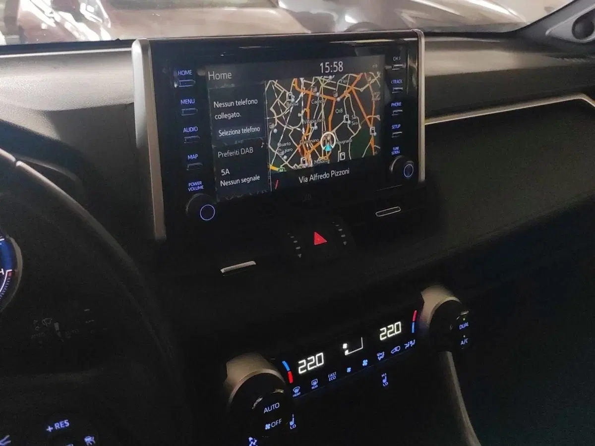 Toyota Rav4 usata a Milano (10)