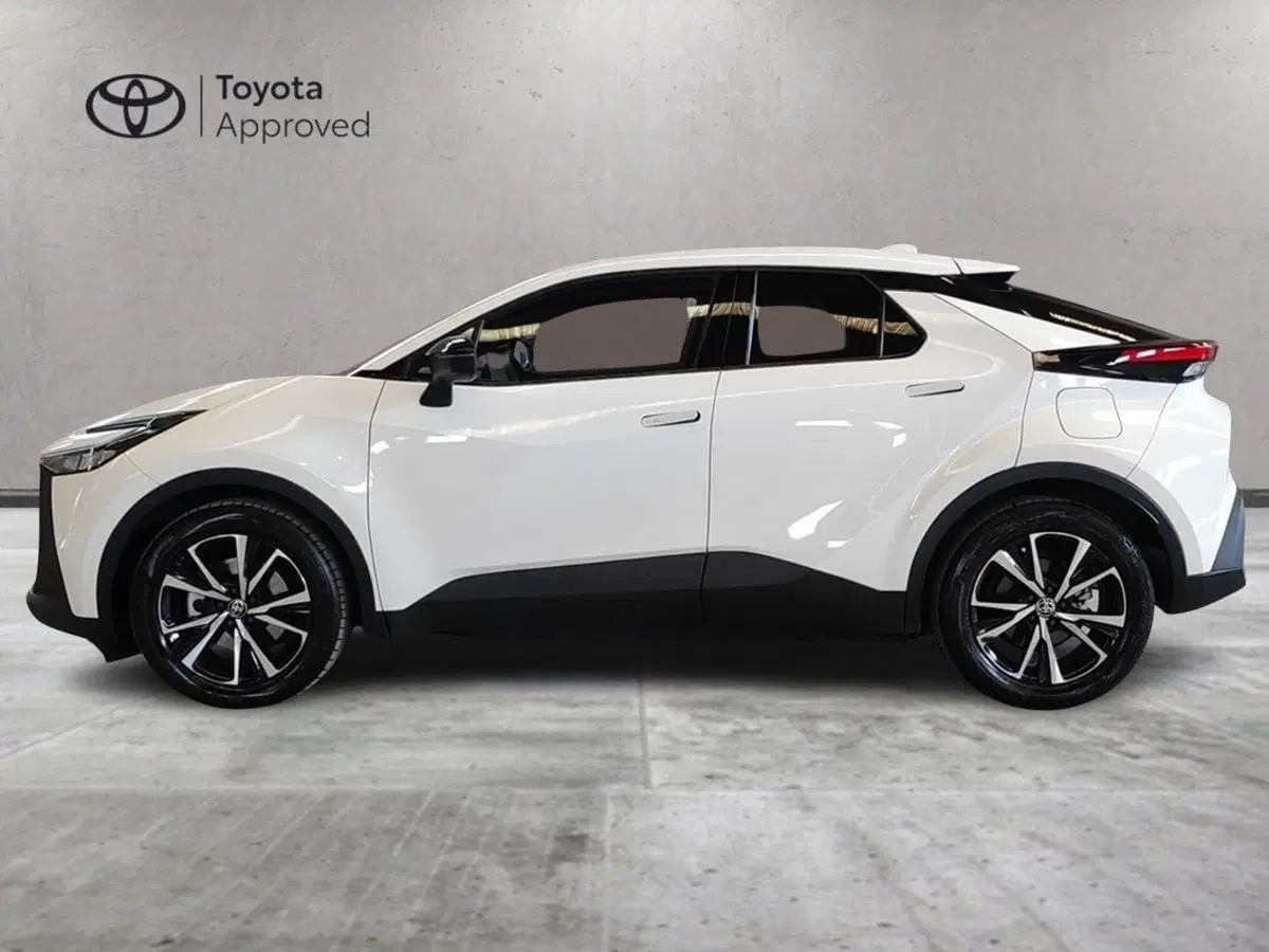 Toyota Toyota C-HR usata a Milano (4)