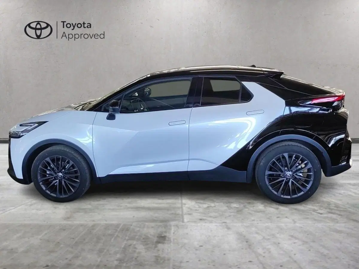 Toyota Toyota C-HR usata a Milano (3)