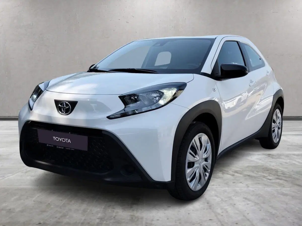 Toyota Aygo X usata a Roma