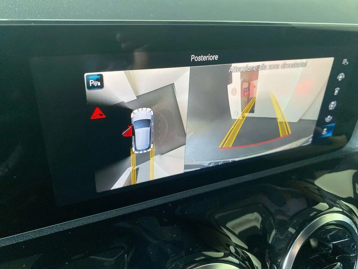 Mercedes-Benz GLA SUV usata a Bergamo (14)