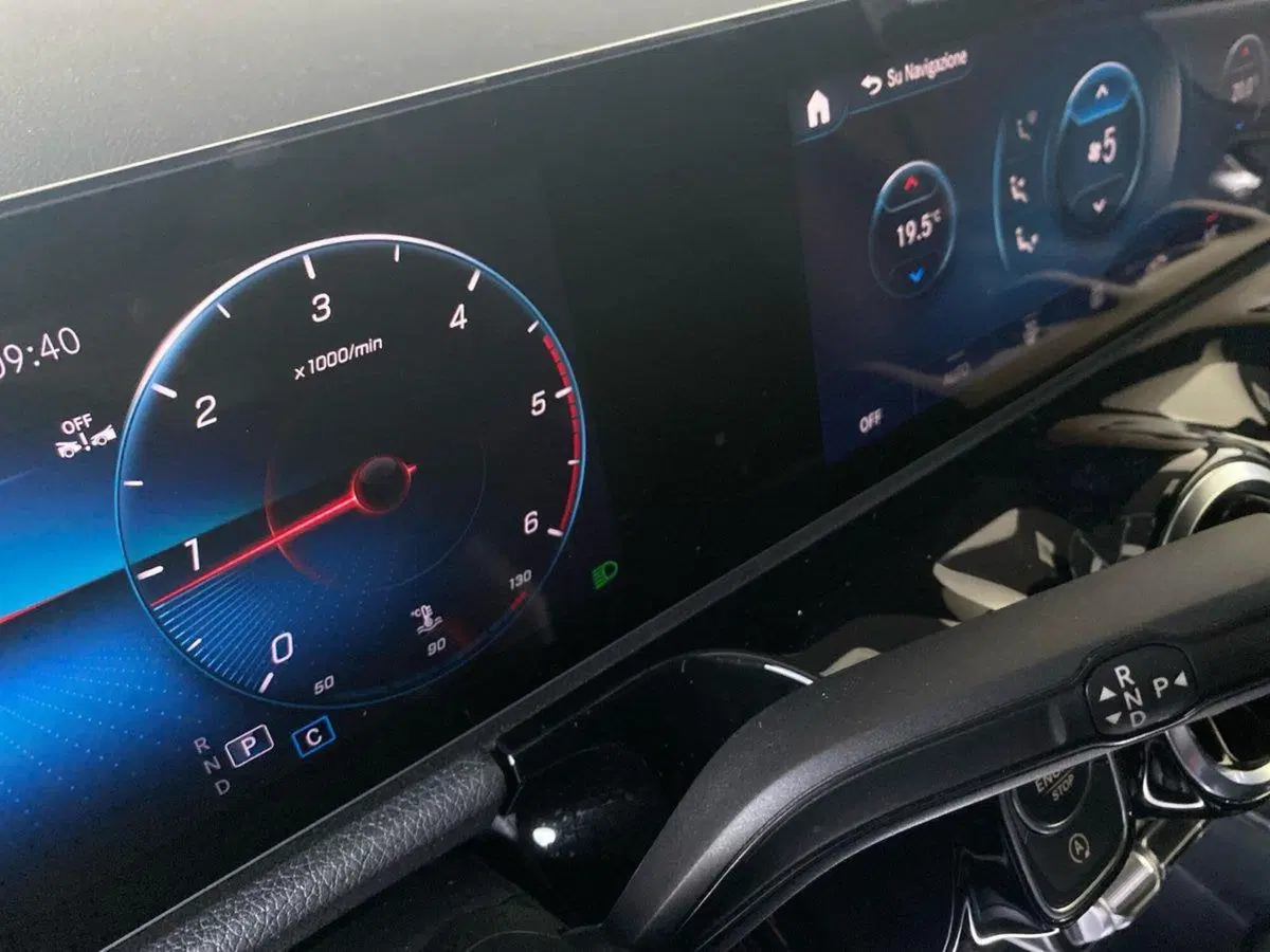 Mercedes-Benz GLA SUV usata a Bergamo (16)