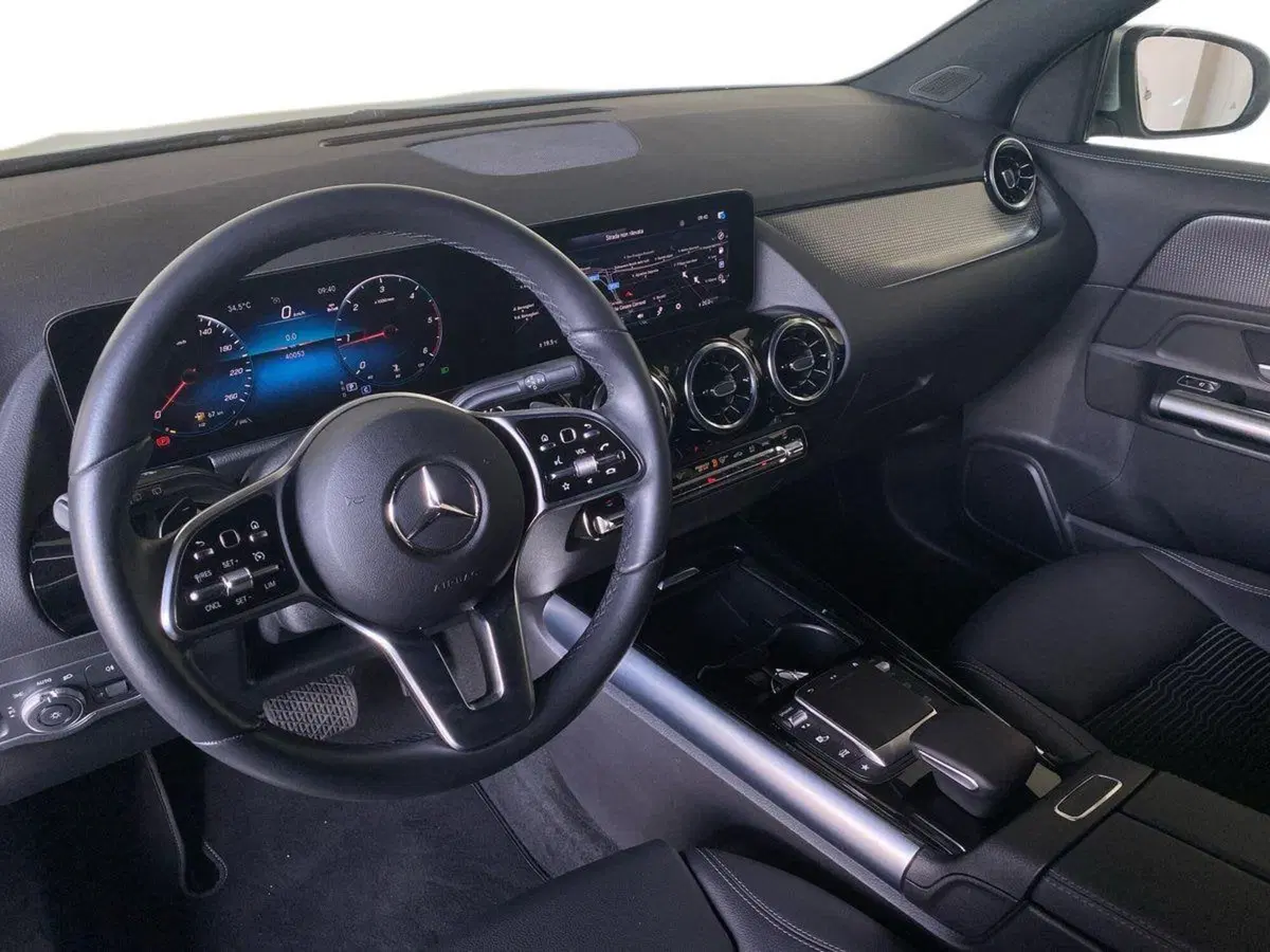 Mercedes-Benz GLA SUV usata a Bergamo (7)