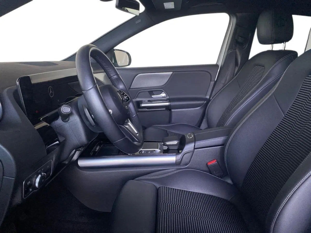 Mercedes-Benz GLA SUV usata a Bergamo (8)