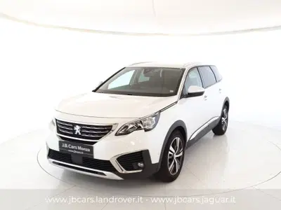 Peugeot 5008 PureTech Turbo 130 S&amp;S Active Business del 2017 usata a Agrate Brianza