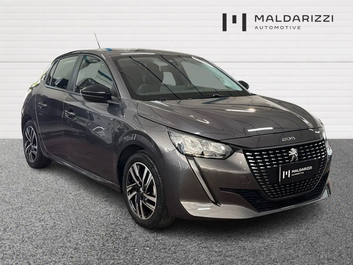 Peugeot 208 usata a Lecce