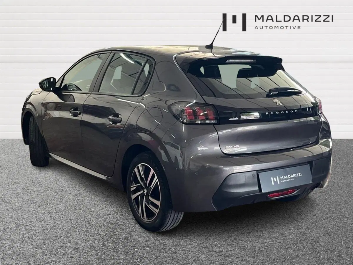 Peugeot 208 usata a Lecce (4)