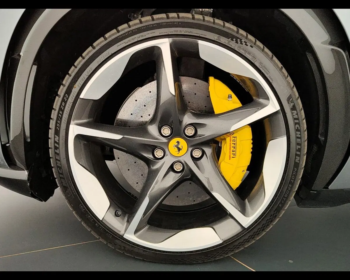 Ferrari Purosangue usata a Verona (7)