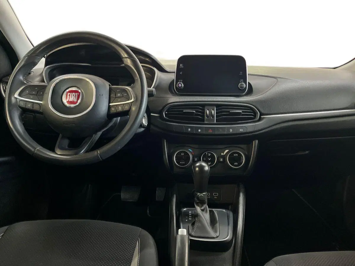 Fiat Tipo Station Wagon usata a Bari (8)