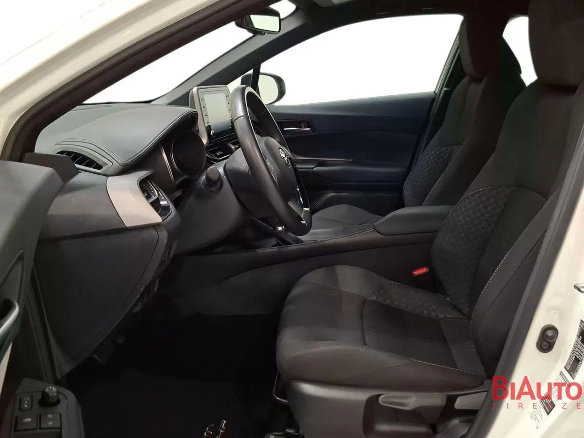 Toyota Toyota C-HR usata a Firenze (19)