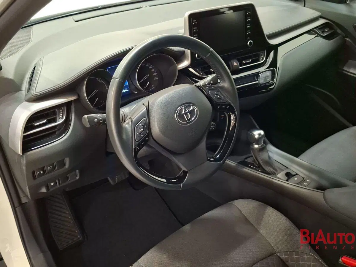 Toyota Toyota C-HR usata a Firenze (7)
