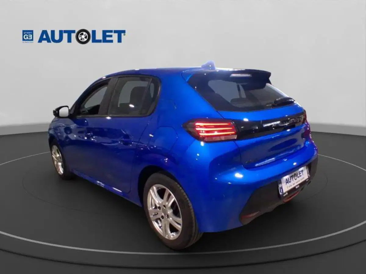 Peugeot 208 usata a Genova (8)