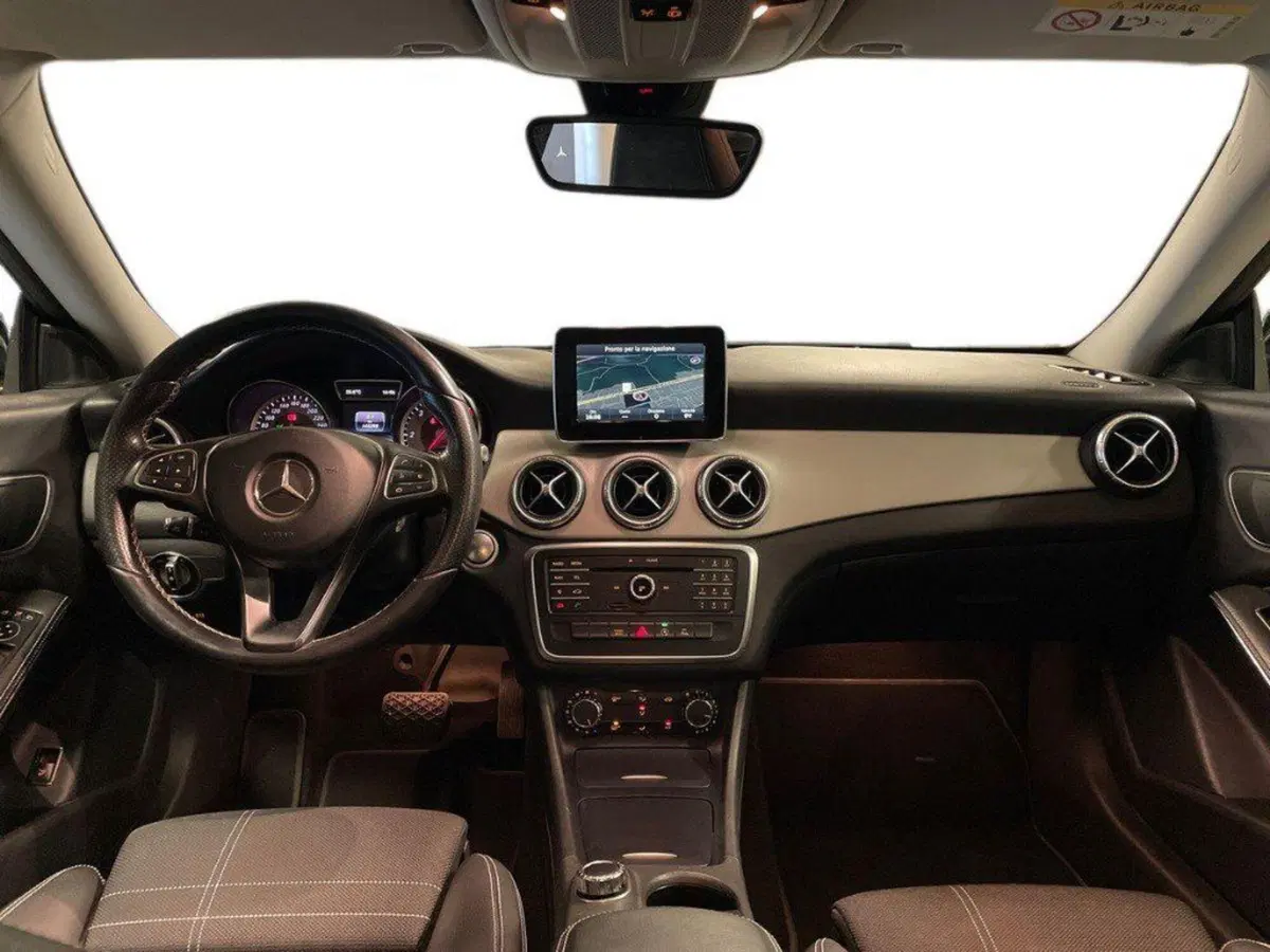 Mercedes-Benz CLA usata a Ancona (10)