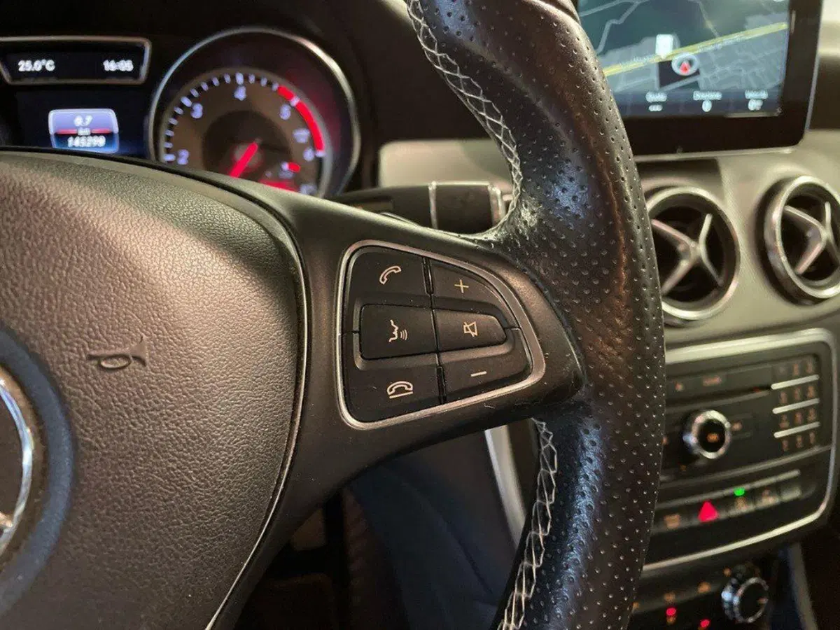 Mercedes-Benz CLA usata a Ancona (19)