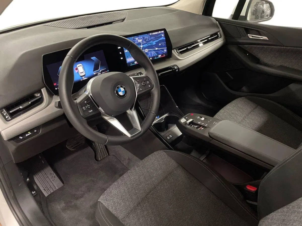 BMW Serie 2 Active Tourer usata a Macerata (16)