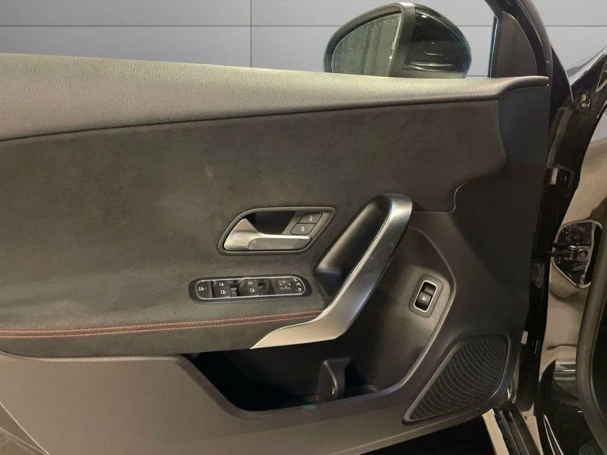 Mercedes-Benz Classe A usata a Ancona (17)