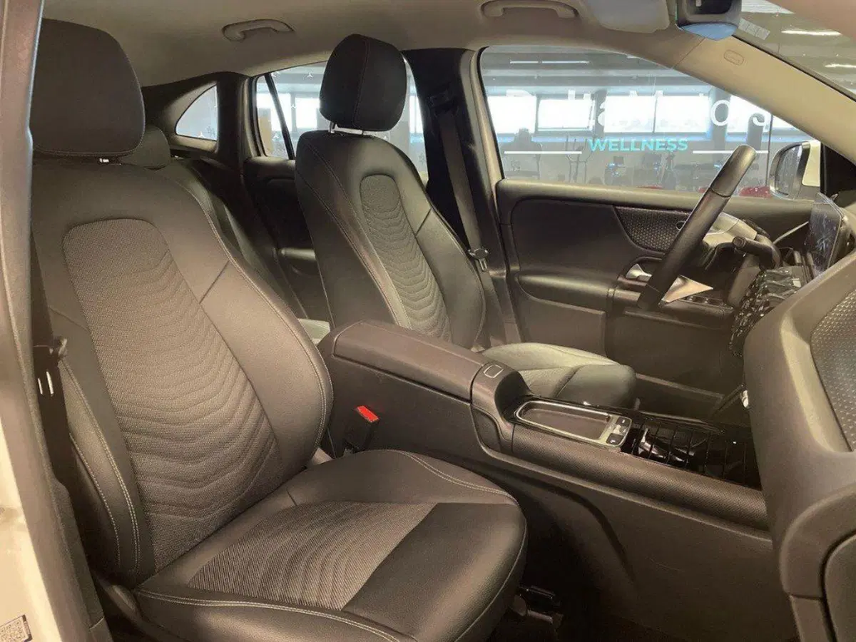 Mercedes-Benz GLA SUV usata a Ancona (14)