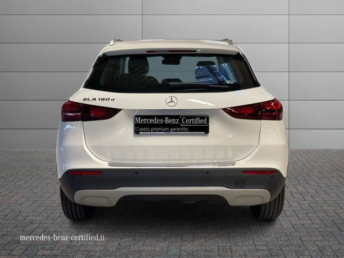 Mercedes-Benz GLA SUV usata a Ancona (4)