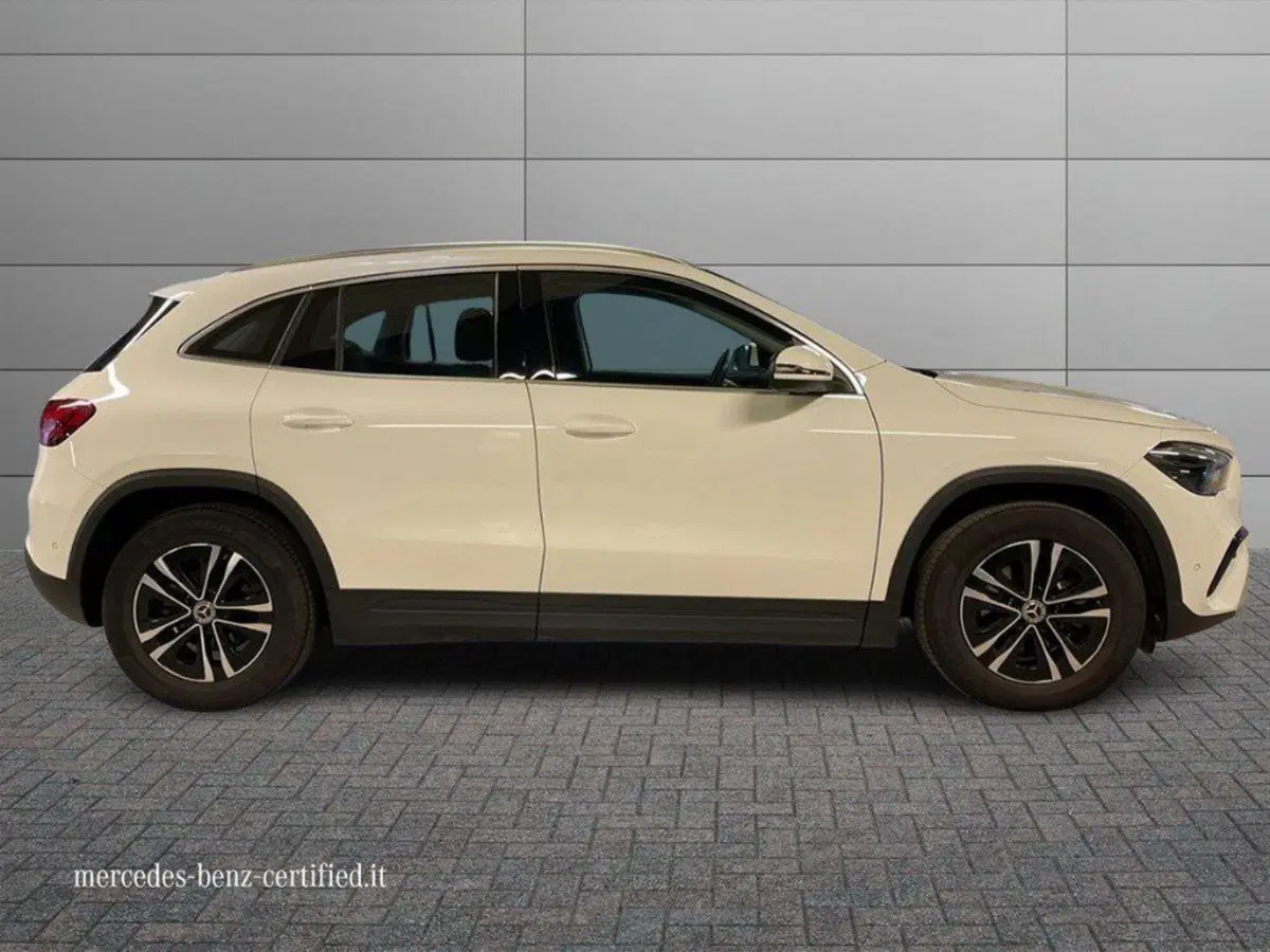 Mercedes-Benz GLA SUV usata a Ancona (5)