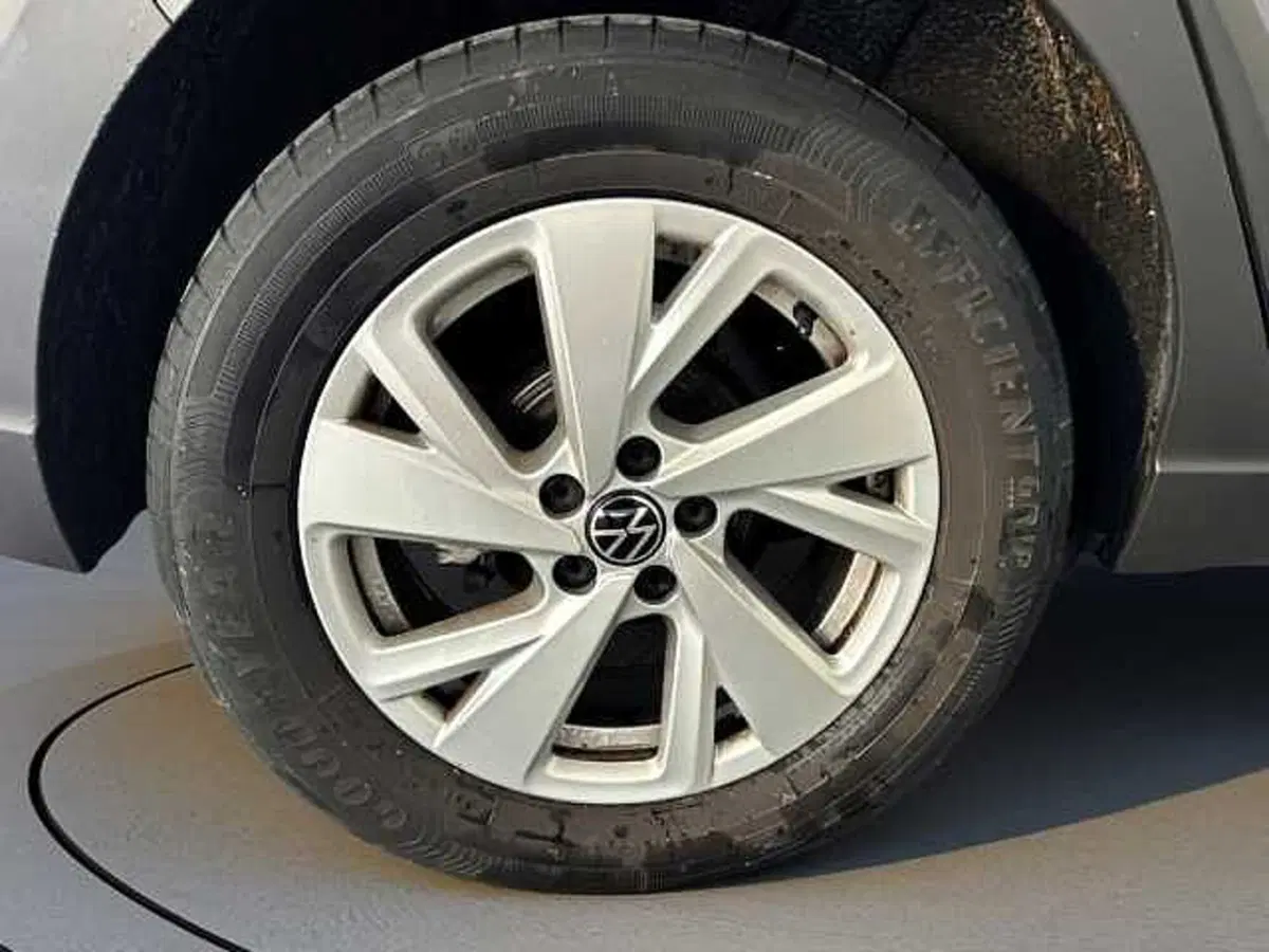 Volkswagen Taigo usata a Roma (7)