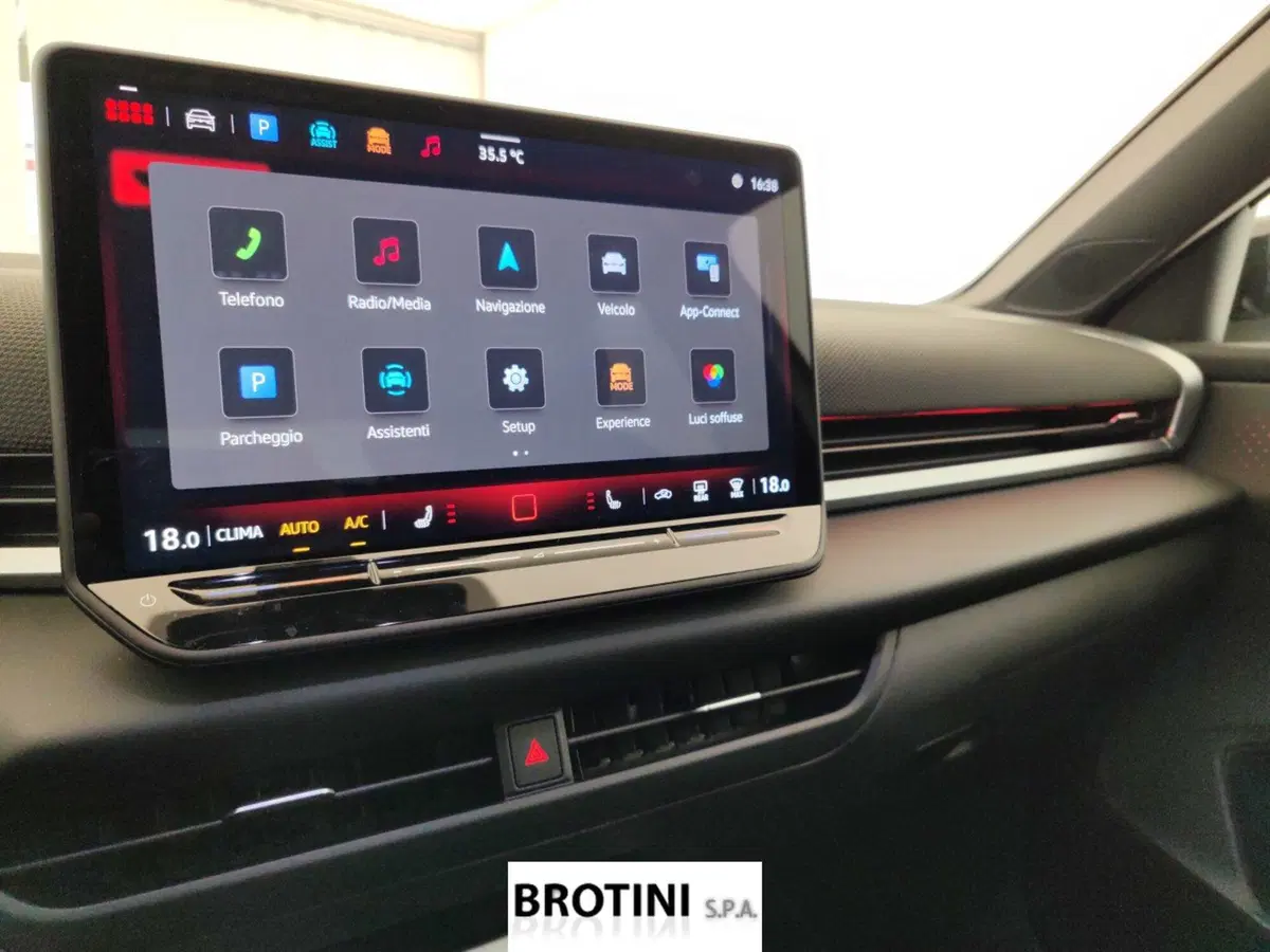 Volkswagen T-Roc usata a Massa-Carrara (12)