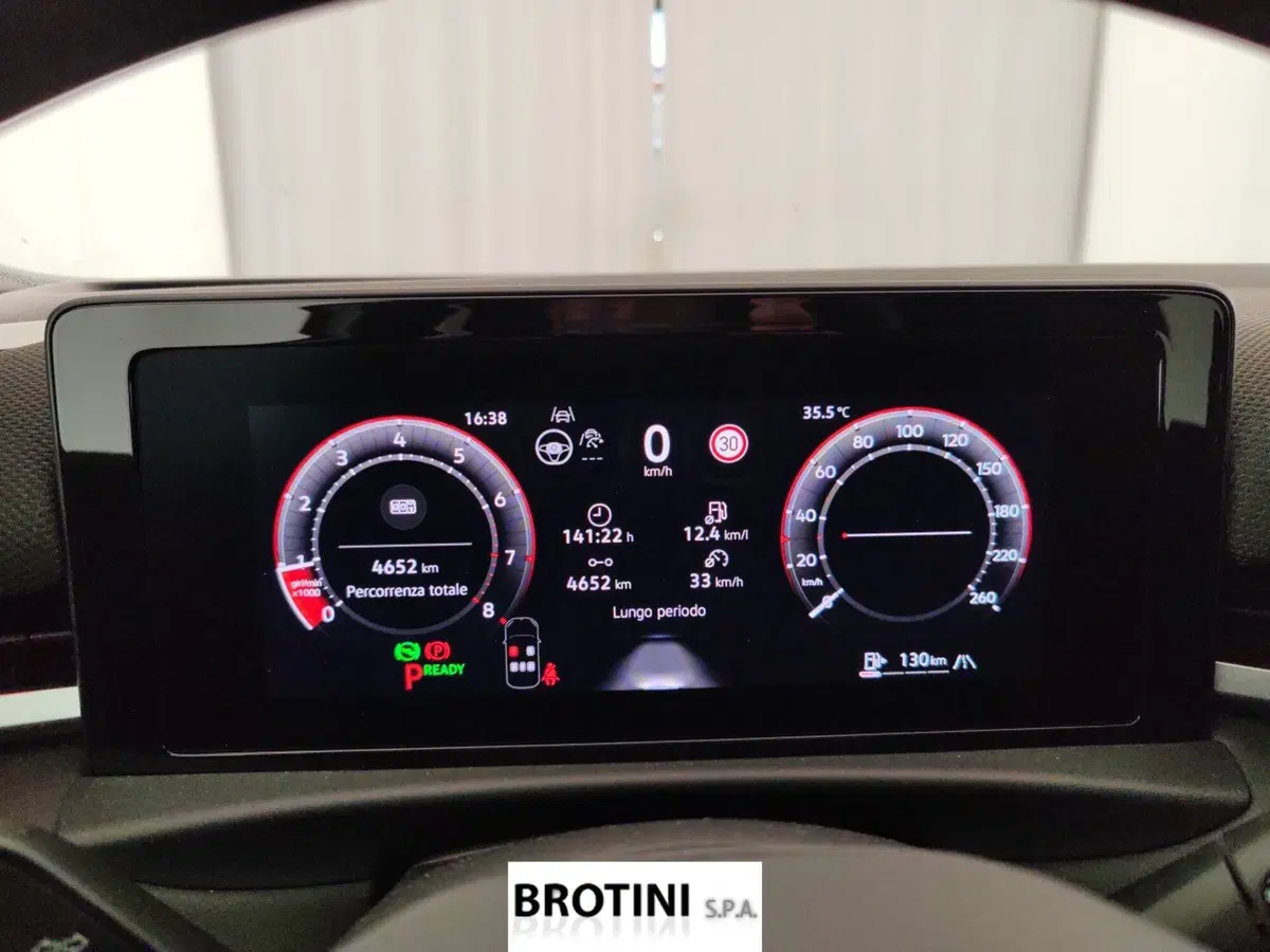 Volkswagen T-Roc usata a Massa-Carrara (13)
