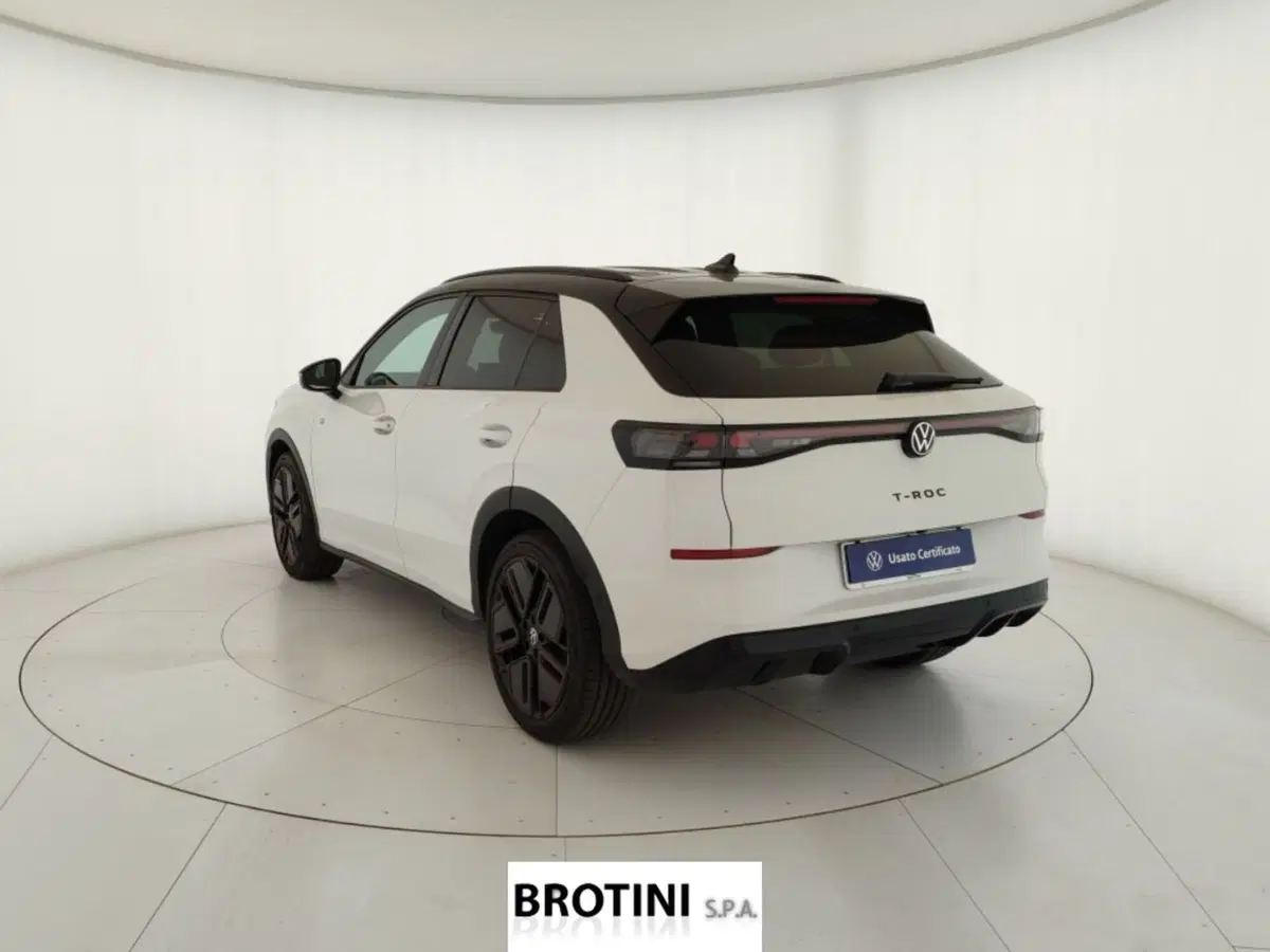 Volkswagen T-Roc usata a Massa-Carrara (2)