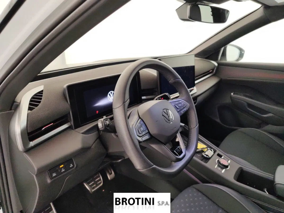 Volkswagen T-Roc usata a Massa-Carrara (8)