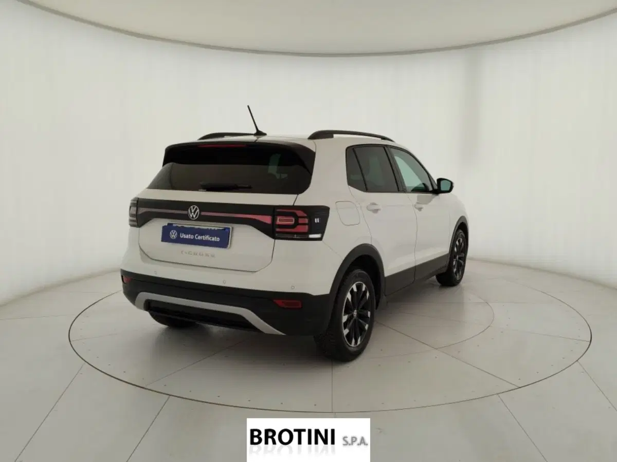 Volkswagen T-Cross usata a Massa-Carrara (3)