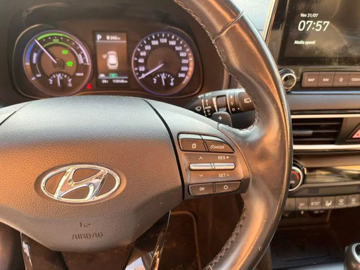Hyundai Kona usata a Verbano Cusio Ossola (15)