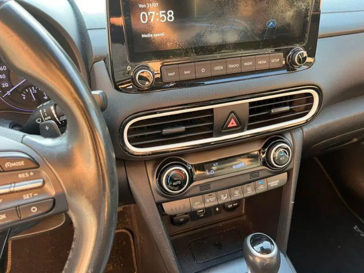 Hyundai Kona usata a Verbano Cusio Ossola (17)