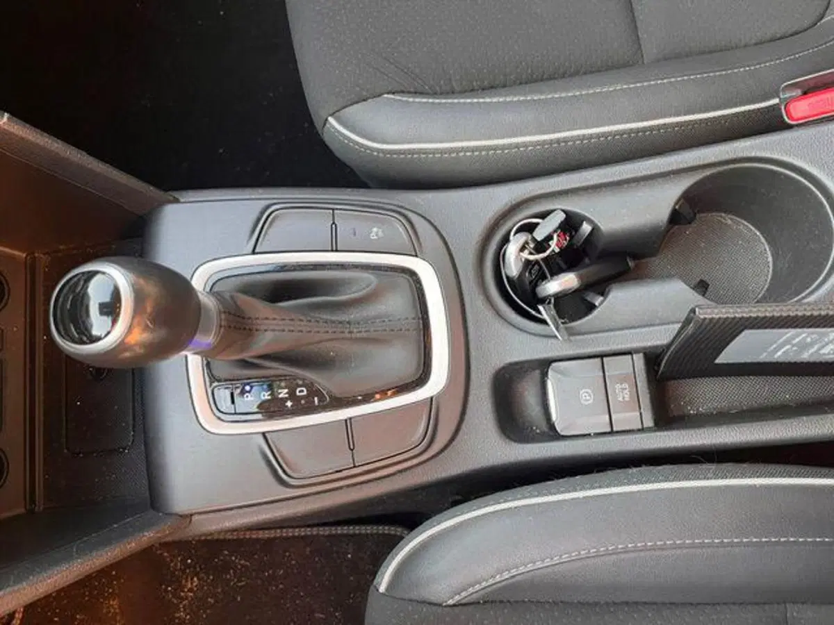 Hyundai Kona usata a Verbano Cusio Ossola (18)