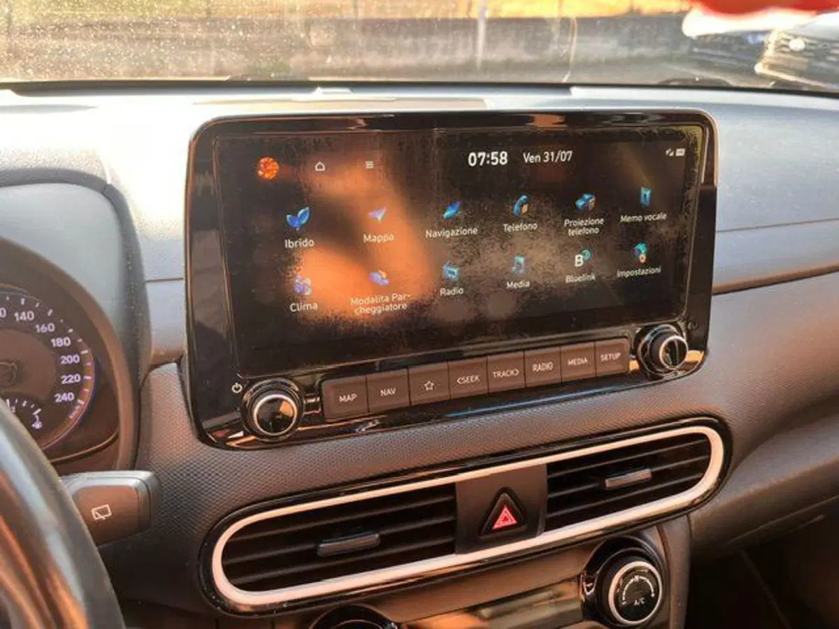 Hyundai Kona usata a Verbano Cusio Ossola (19)