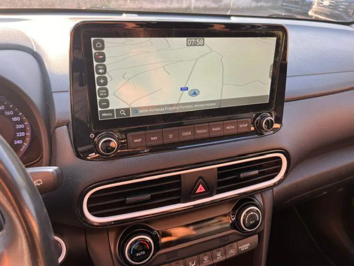 Hyundai Kona usata a Verbano Cusio Ossola (20)