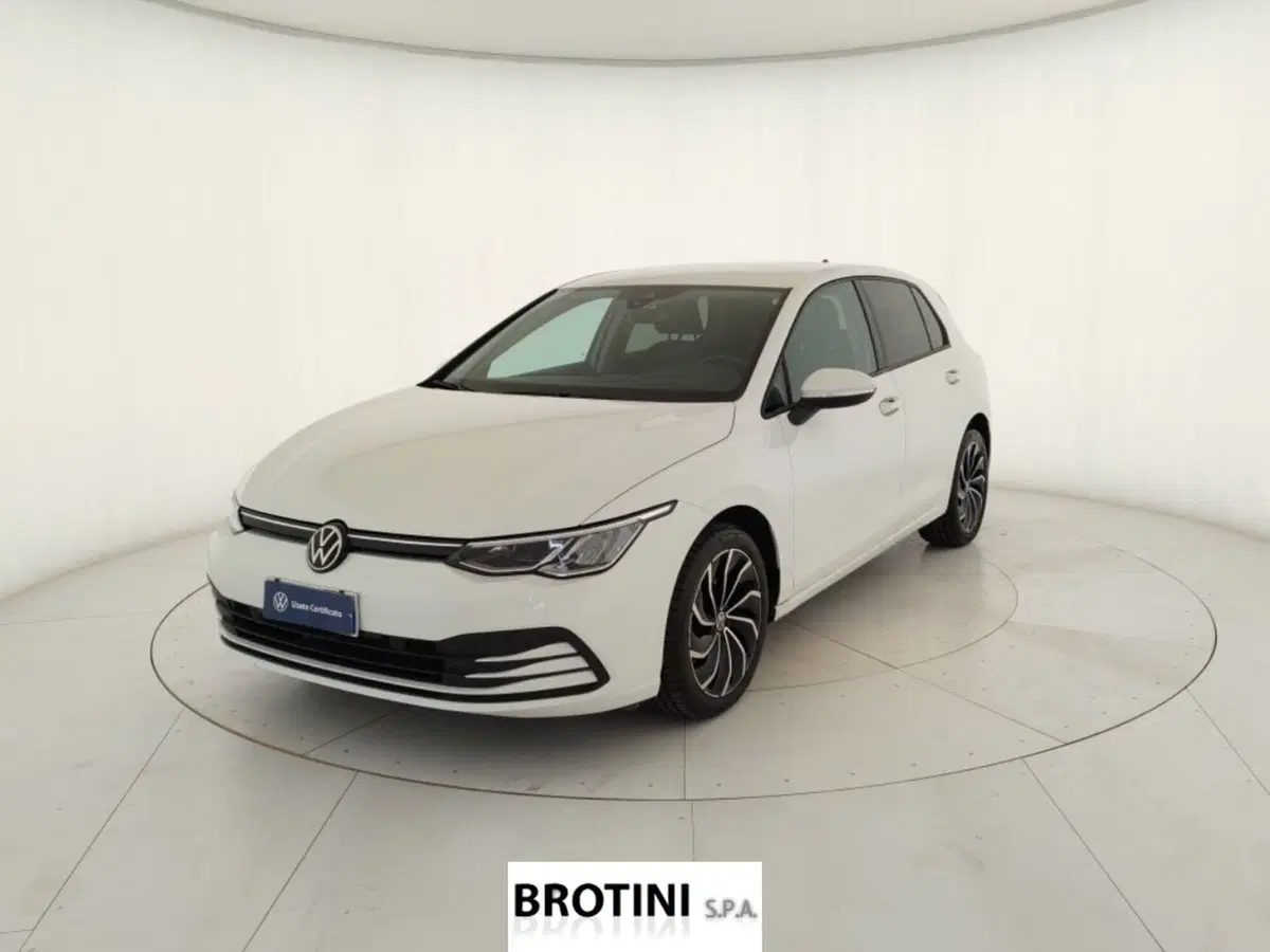 Volkswagen Golf usata a Massa-Carrara