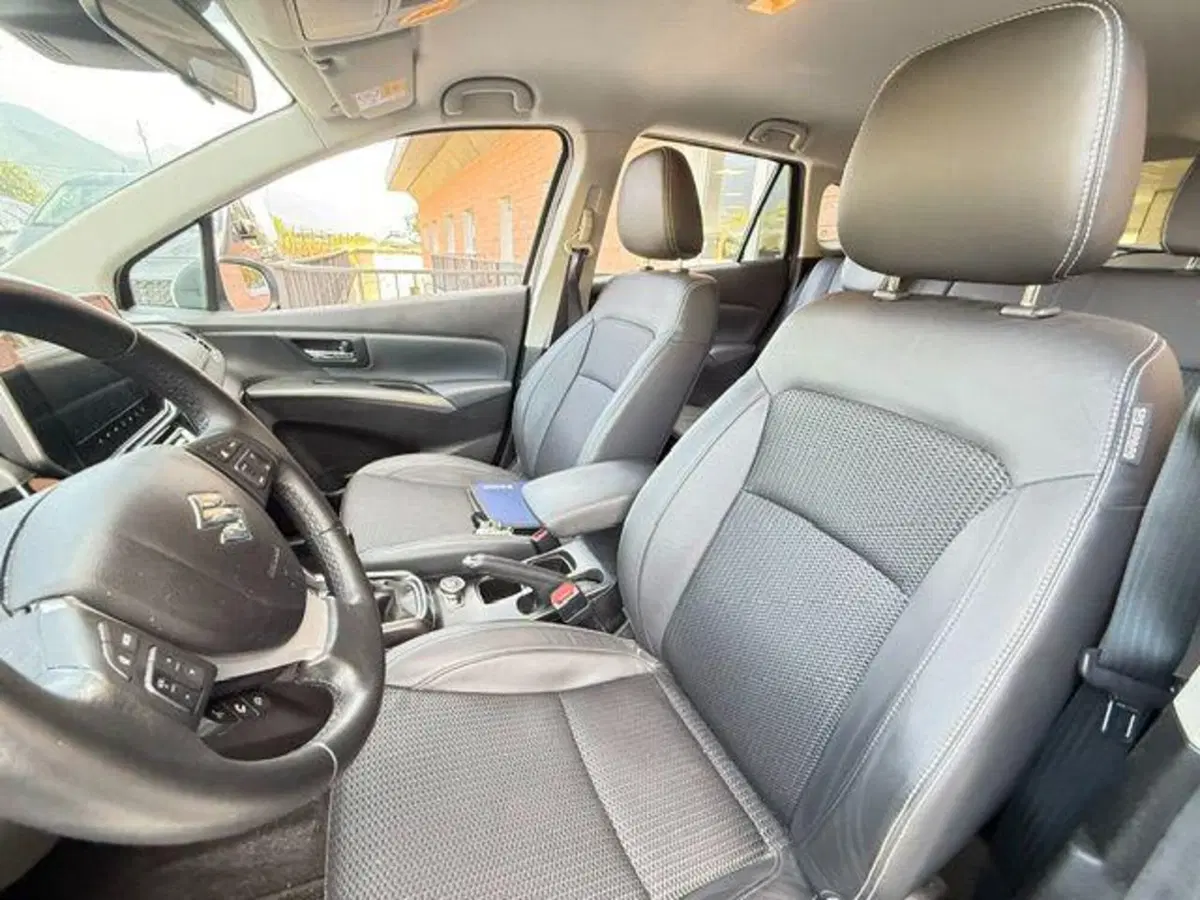 Suzuki S-Cross usata a Verbano Cusio Ossola (12)
