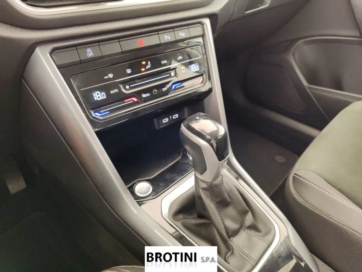 Volkswagen T-Roc usata a Massa-Carrara (11)