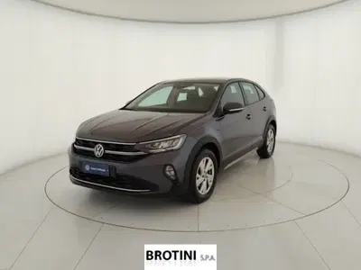 Volkswagen Taigo 1.0 tsi Life 95cv del 2024 usata a Massa