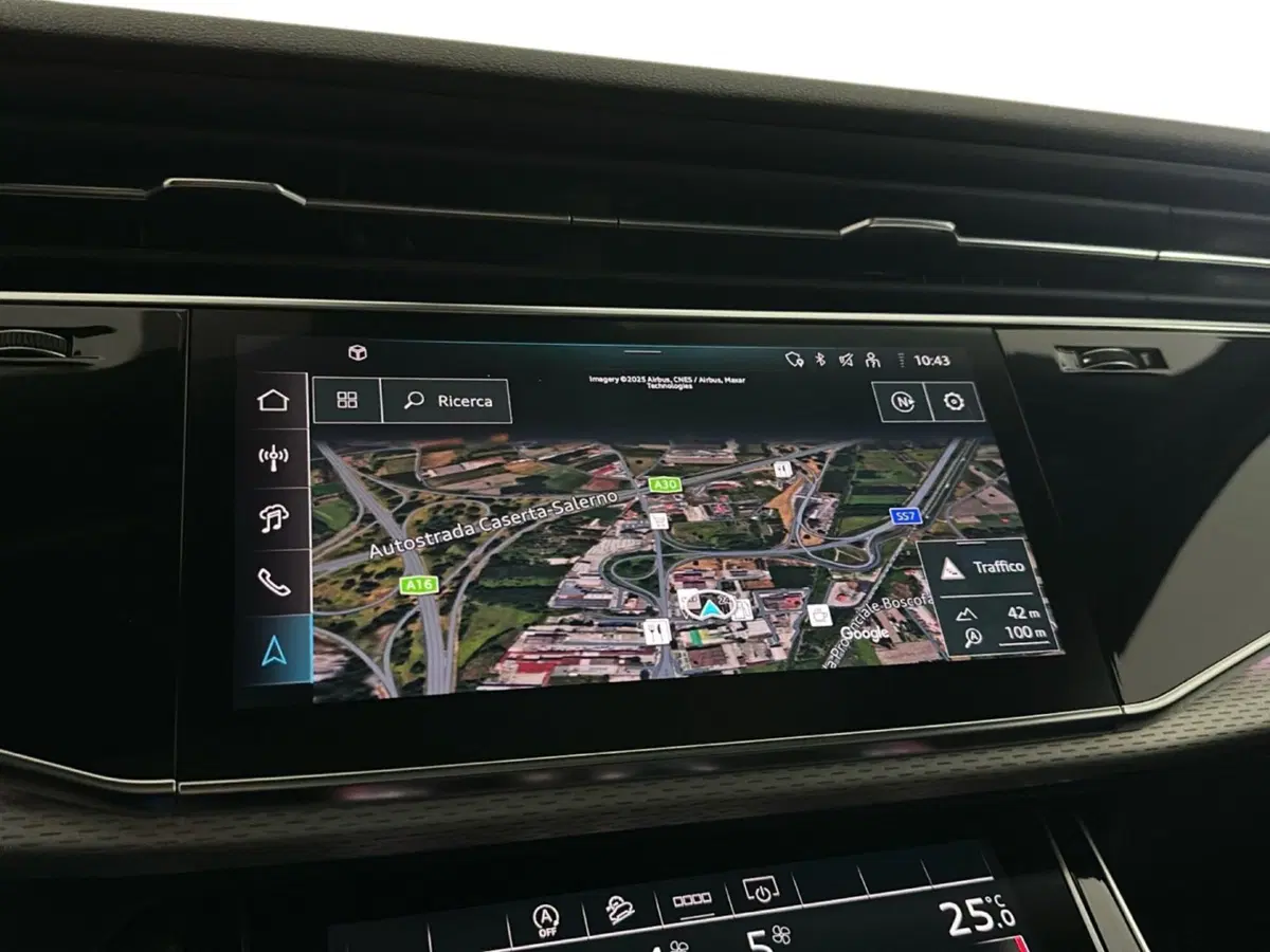 Audi Q7 usata a Napoli (15)