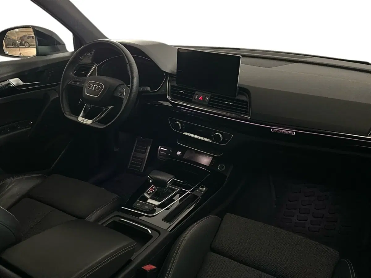 Audi Q5 Sportback usata a Napoli (10)