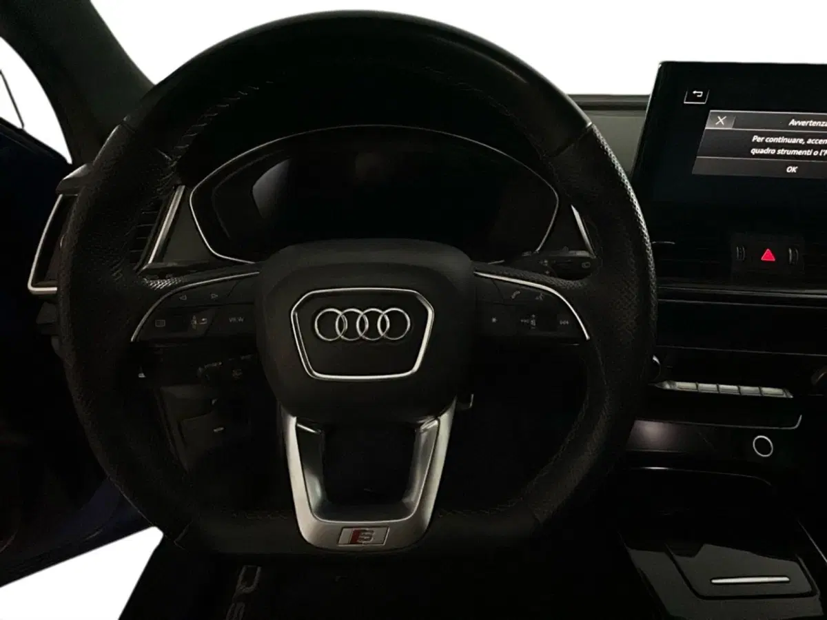 Audi Q5 Sportback usata a Napoli (11)