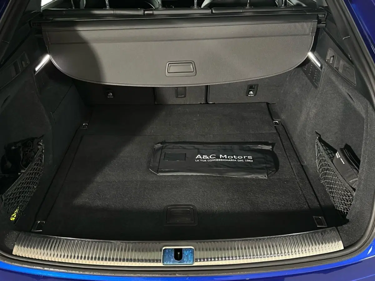 Audi Q5 Sportback usata a Napoli (17)